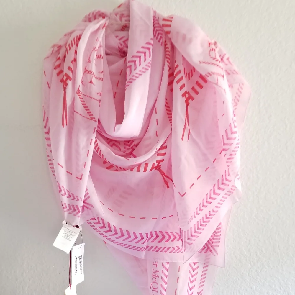Alexander McQueen Logo XL Whipstitch Cotton & Silk Rectangular Scarf Pink - Picture 3 of 9